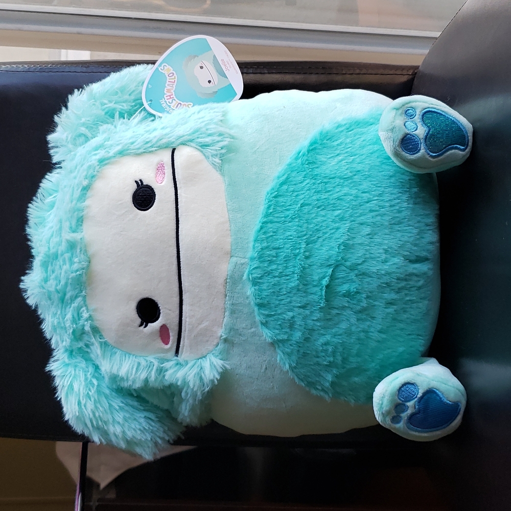 Squishmallows "Joelle"